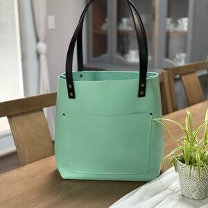 Portland Leather New Almost Perfect Medium Mint Tote